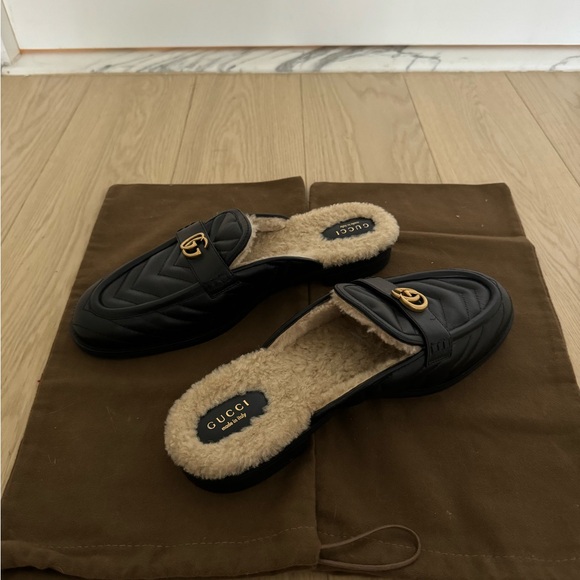 Gucci Marmont Leather Shearling Slides size 41 - Picture 6 of 7